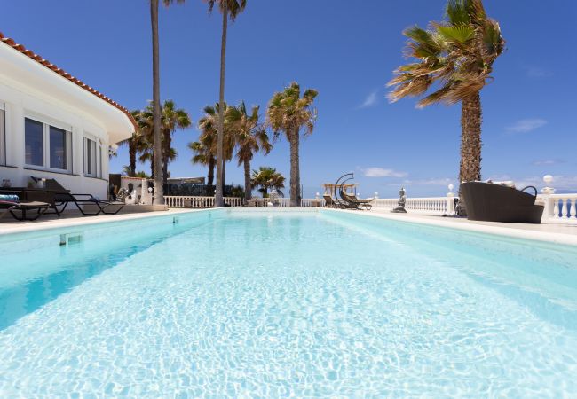 Villa en Puerto de Santiago - Atlantic Dream with pool and jacuzzi Only Adults